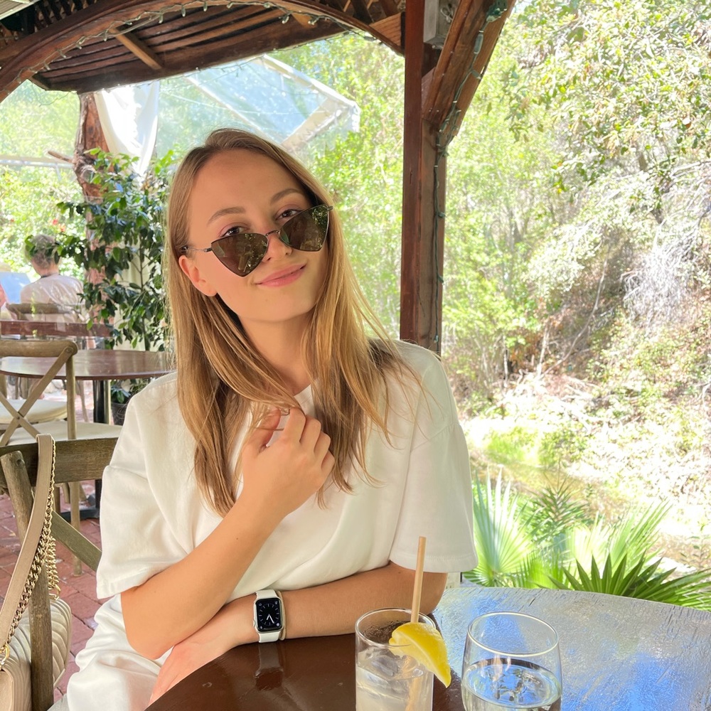 Meet your Posher, Lisa